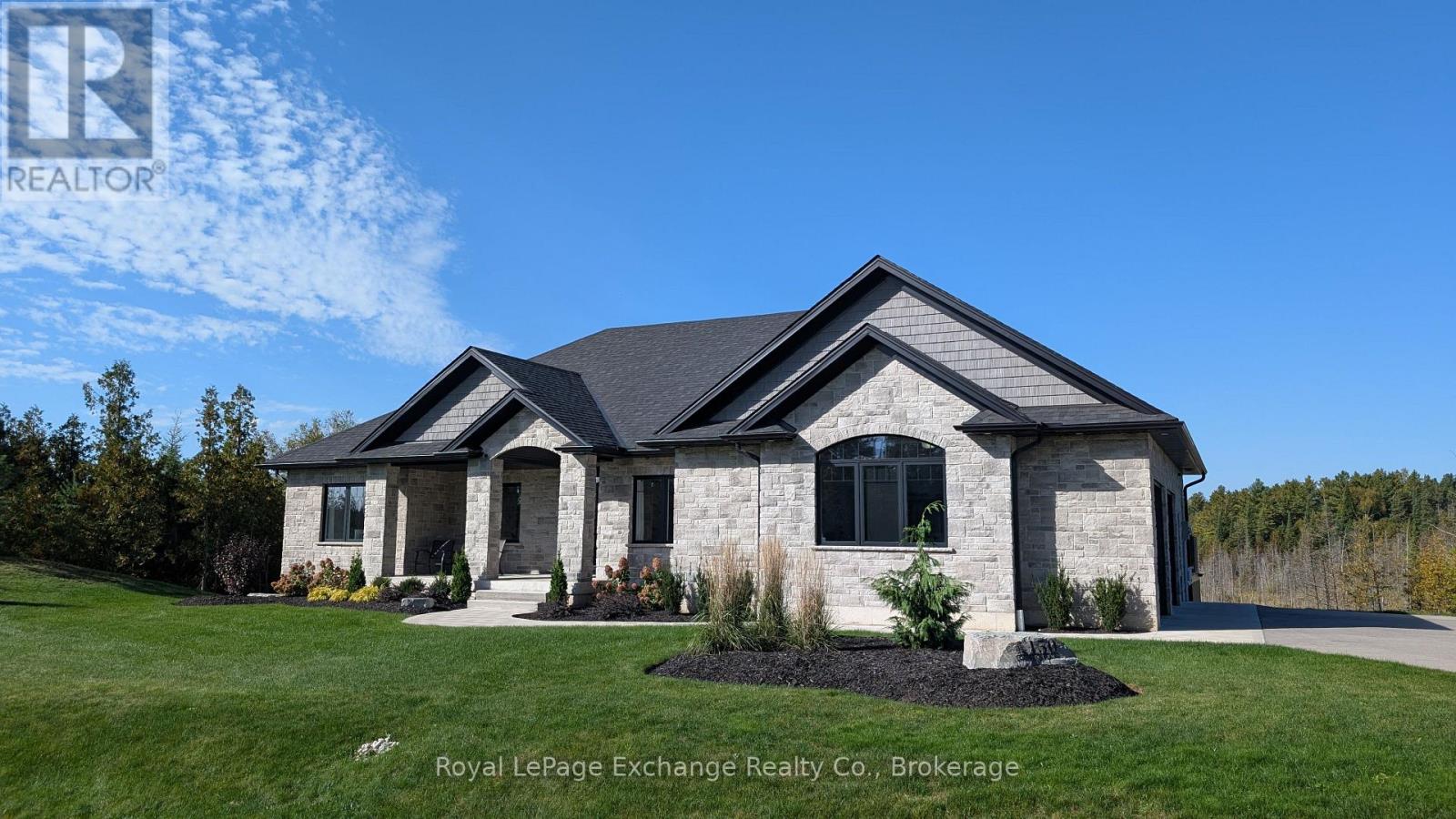 150 Louise Creek Crescent, West Grey, Ontario  N0G 1S0 - Photo 49 - X12847818