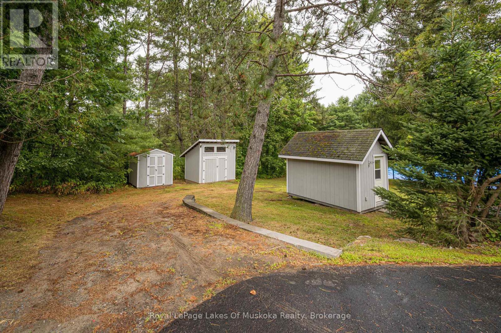 574 Ravenscliffe Road, Huntsville, Ontario  P1H 1N5 - Photo 3 - X12847850