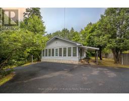 574 RAVENSCLIFFE ROAD, Huntsville, Ontario