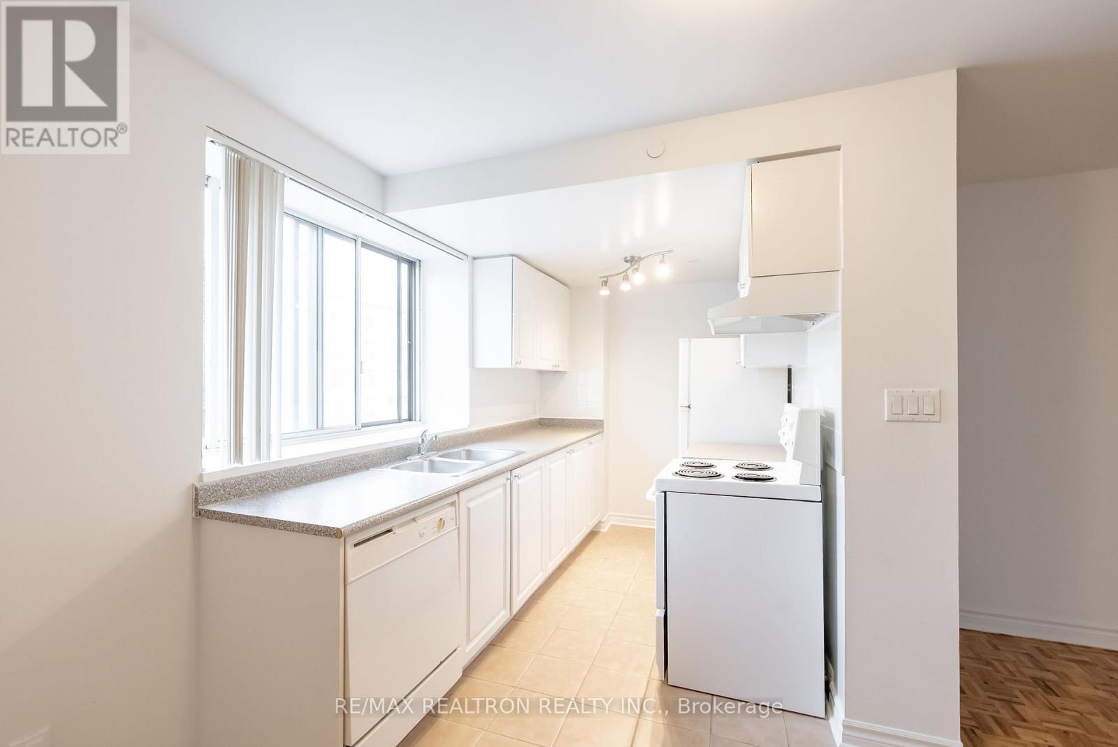 107 - 1407 Dupont Street, Toronto, Ontario  M6H 4J7 - Photo 6 - W12798860