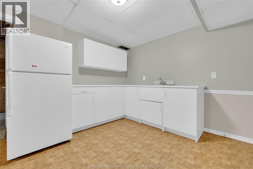 1036 Imperial Crescent, Windsor, Ontario  N9G 2T3 - Photo 14 - 26004537