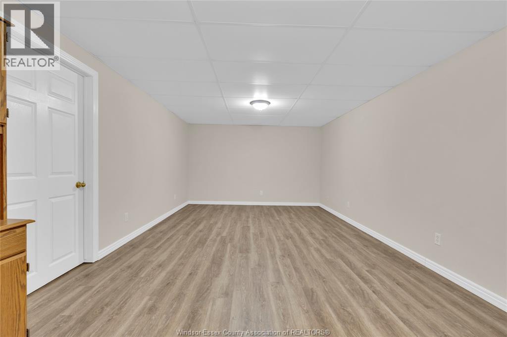 1036 Imperial Crescent, Windsor, Ontario  N9G 2T3 - Photo 5 - 26004537