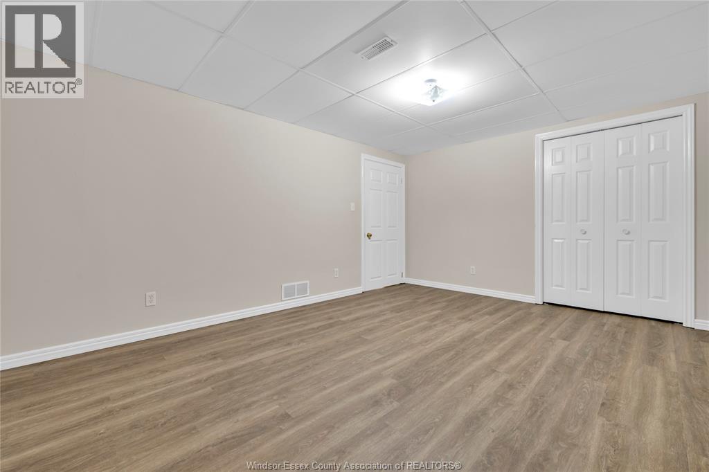 1036 Imperial Crescent, Windsor, Ontario  N9G 2T3 - Photo 9 - 26004537