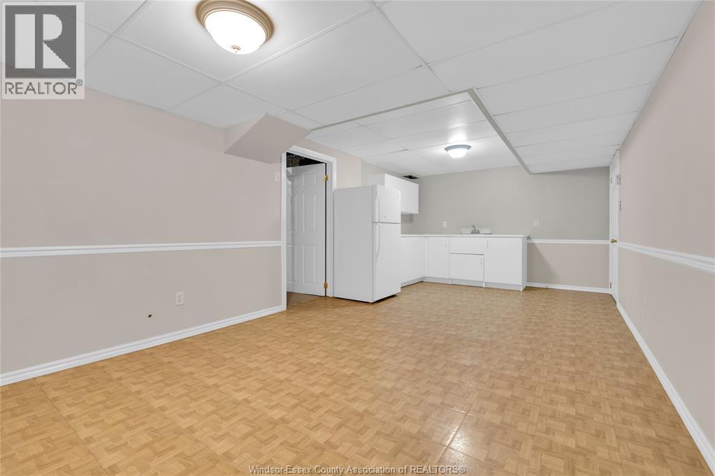 1036 Imperial Crescent, Windsor, Ontario  N9G 2T3 - Photo 16 - 26004537