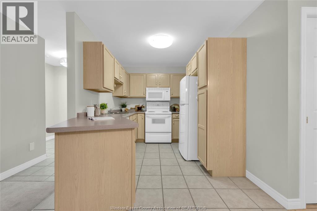 1036 Imperial Crescent, Windsor, Ontario  N9G 2T3 - Photo 18 - 26004537