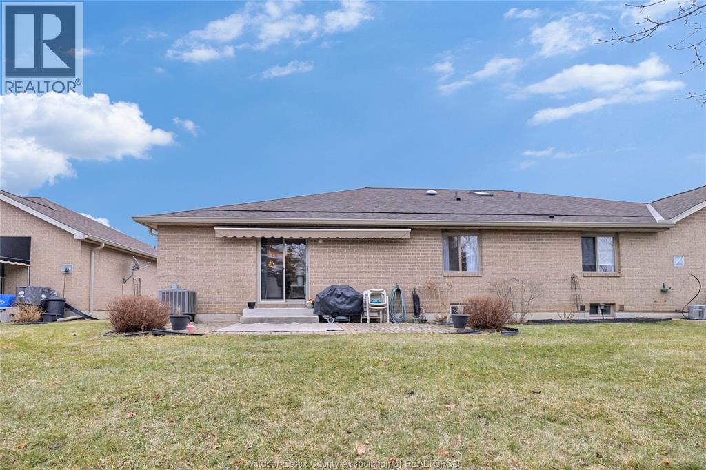 1036 Imperial Crescent, Windsor, Ontario  N9G 2T3 - Photo 37 - 26004537