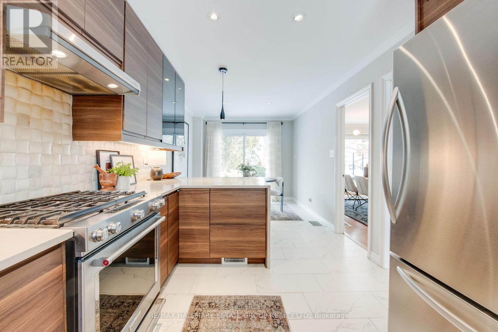 55 Longwood Drive, Toronto, Ontario  M3B 1T9 - Photo 15 - C12847776