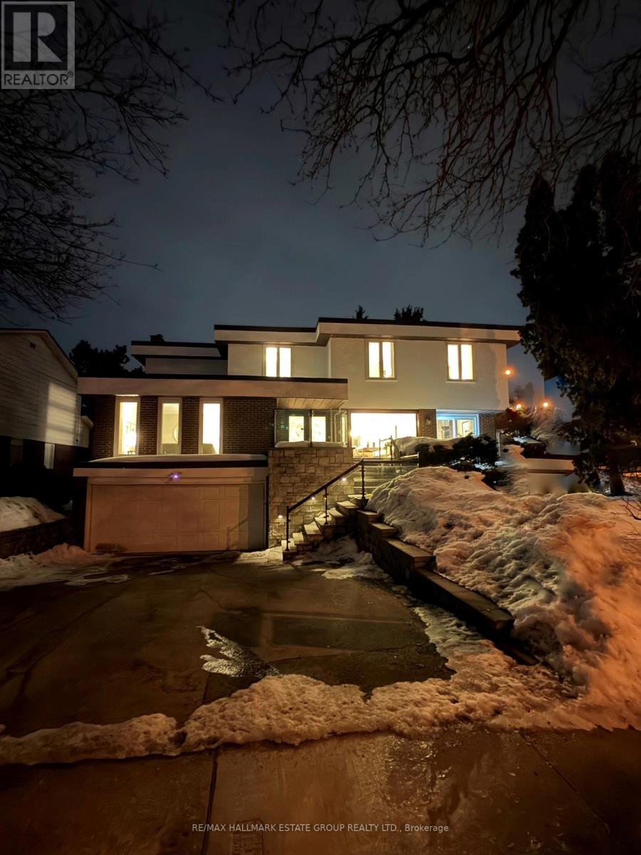 55 Longwood Drive, Toronto, Ontario  M3B 1T9 - Photo 2 - C12847776