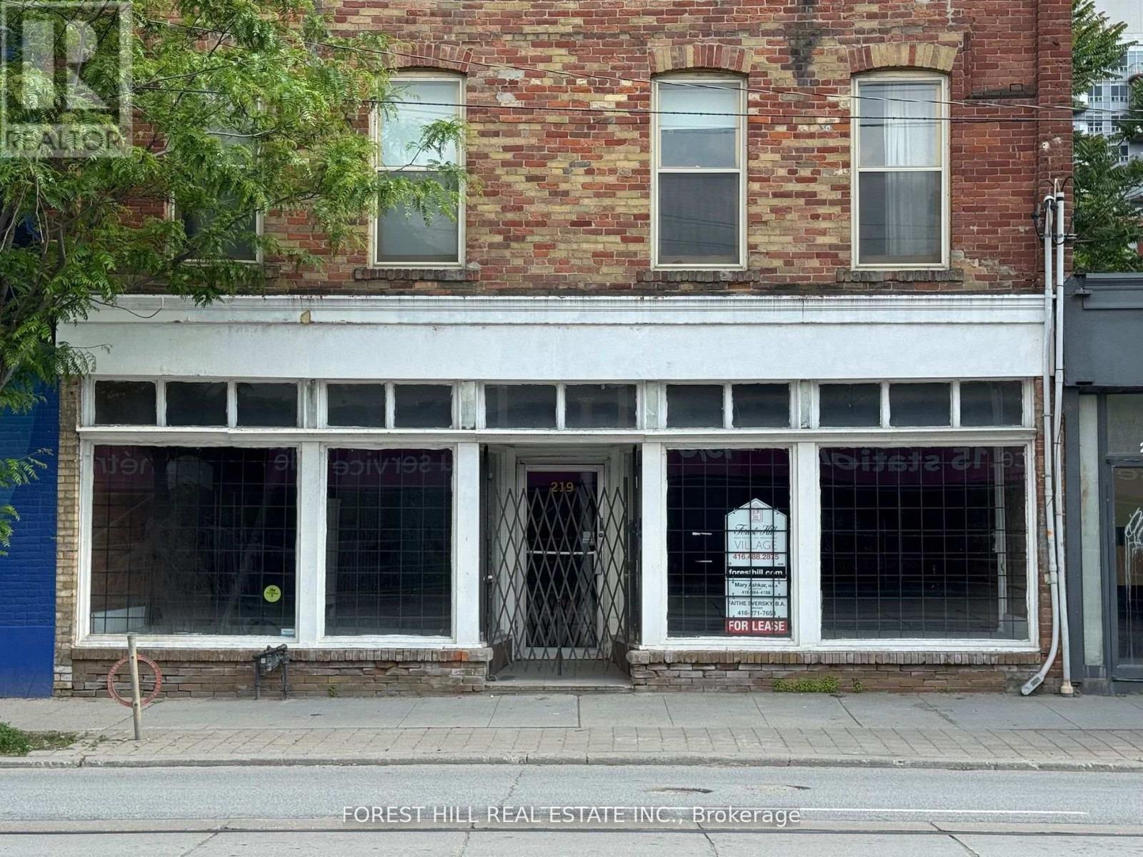 219 Queen Street E, Toronto, Ontario  M5A 1S2 - Photo 2 - C12847808