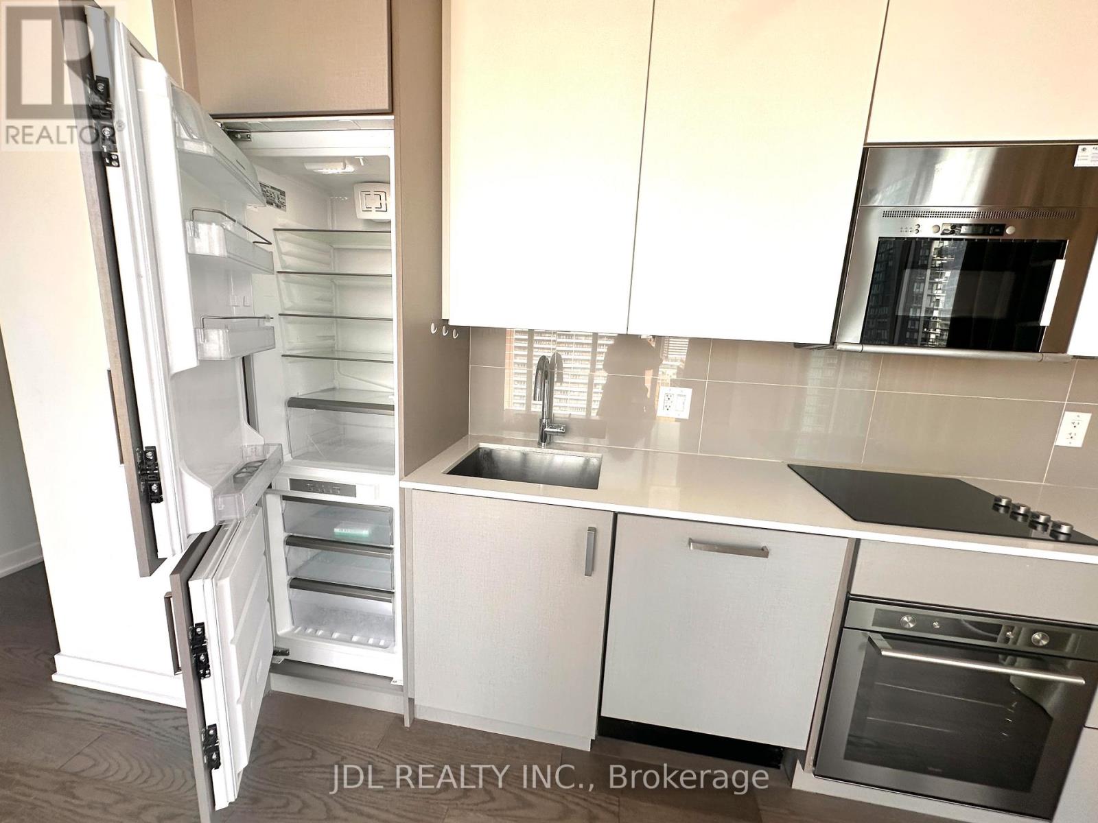 1801 - 17 Dundonald Street, Toronto, Ontario  M4Y 1K3 - Photo 5 - C12847896