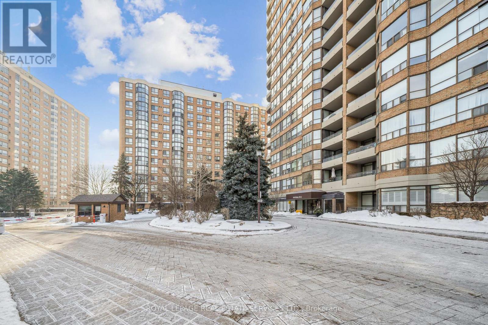 1716 - 268 Ridley Boulevard, Toronto, Ontario  M5M 4N3 - Photo 34 - C12847960