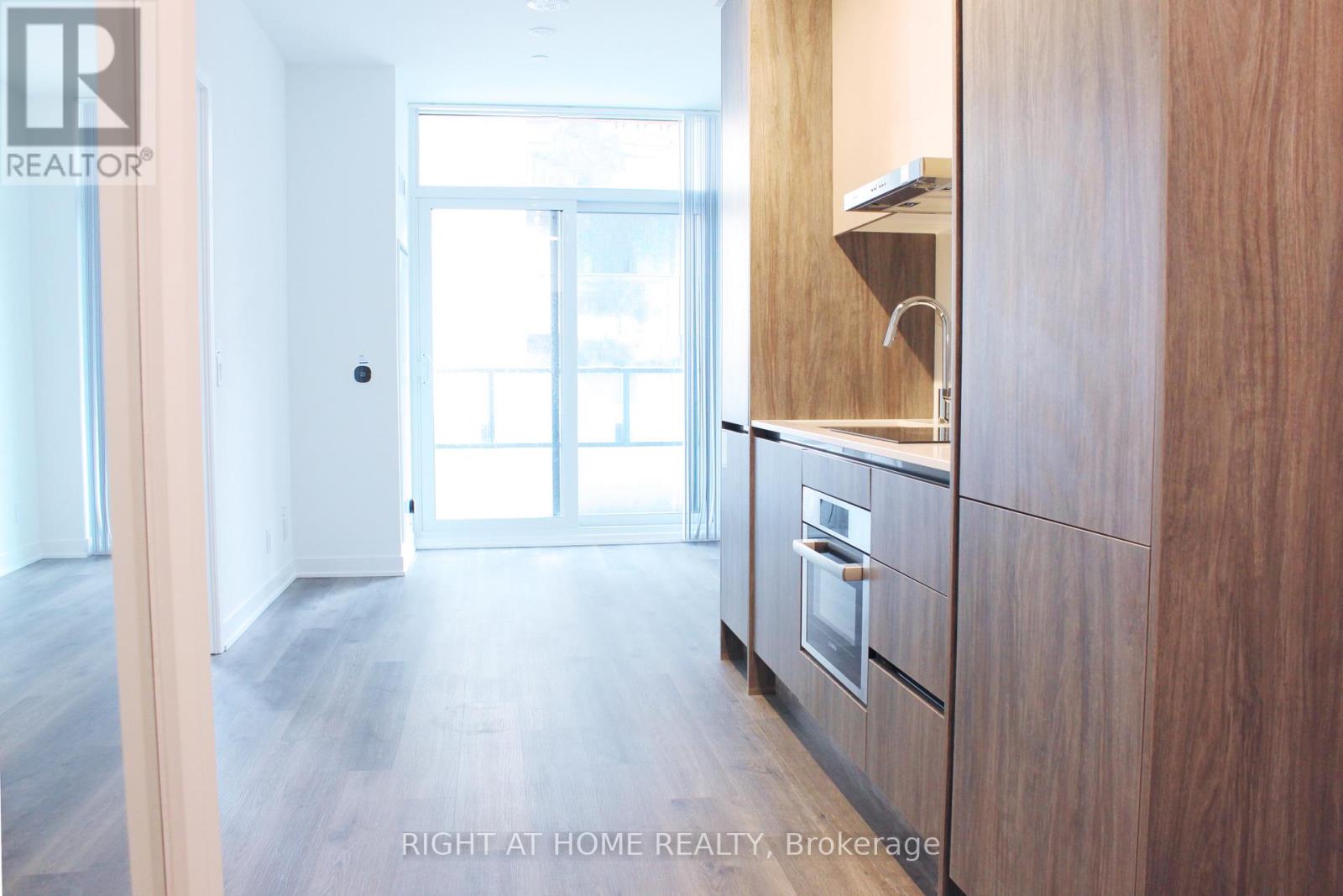 1018 - 180 Front Street E, Toronto, Ontario  M5A 0A9 - Photo 6 - C12847966