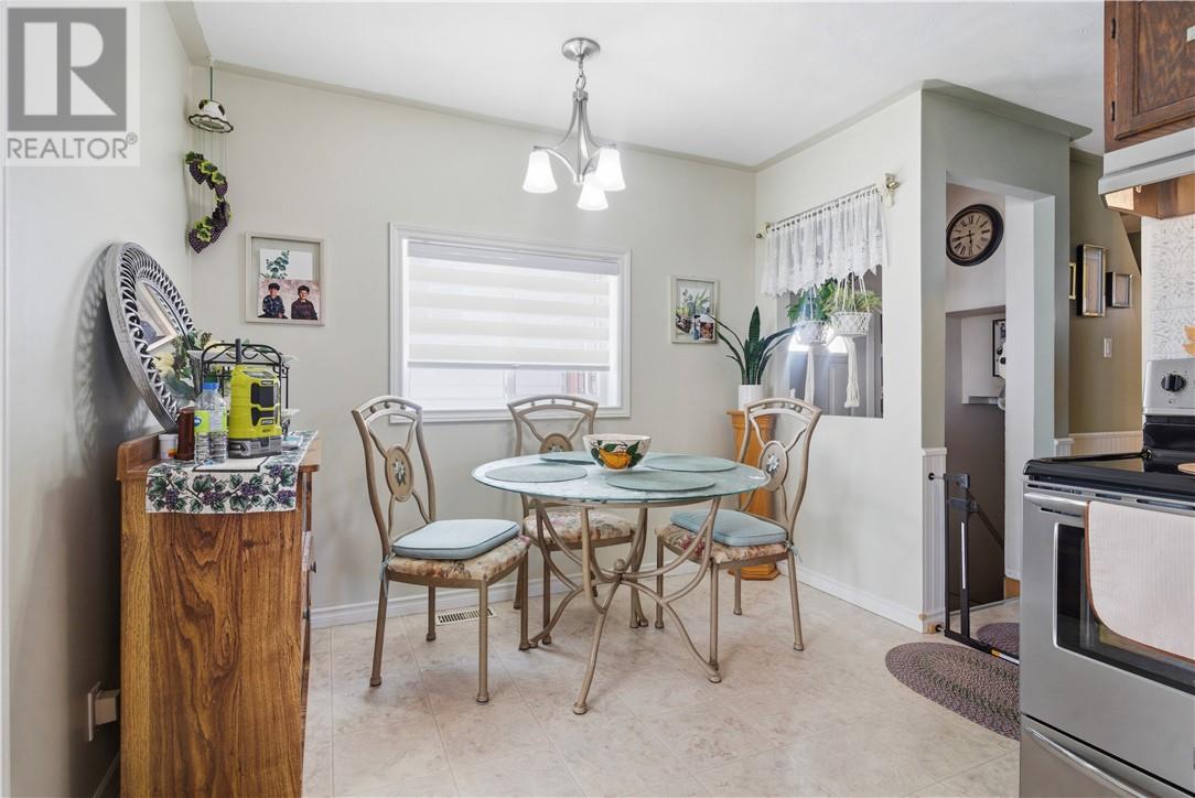 16 Dell Street, Sudbury, Ontario P3C 2X8 - Photo 3 - 2126685