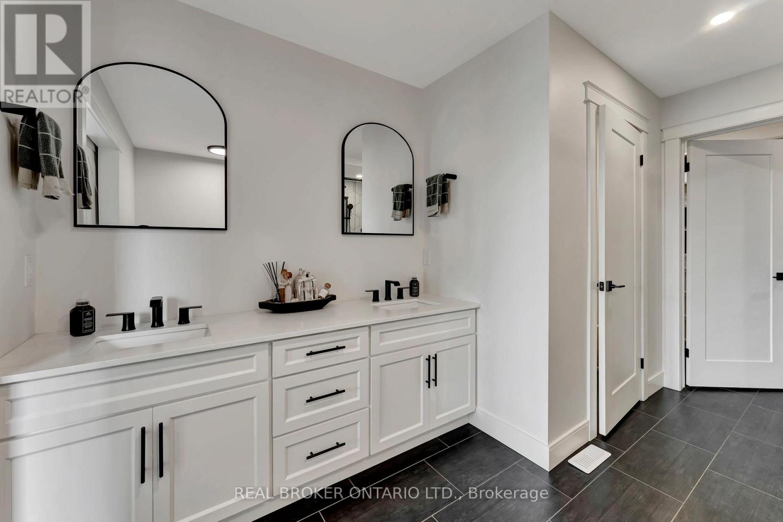 12200 Plank Line, Bayham, Ontario  N0J 1H0 - Photo 29 - X12408477