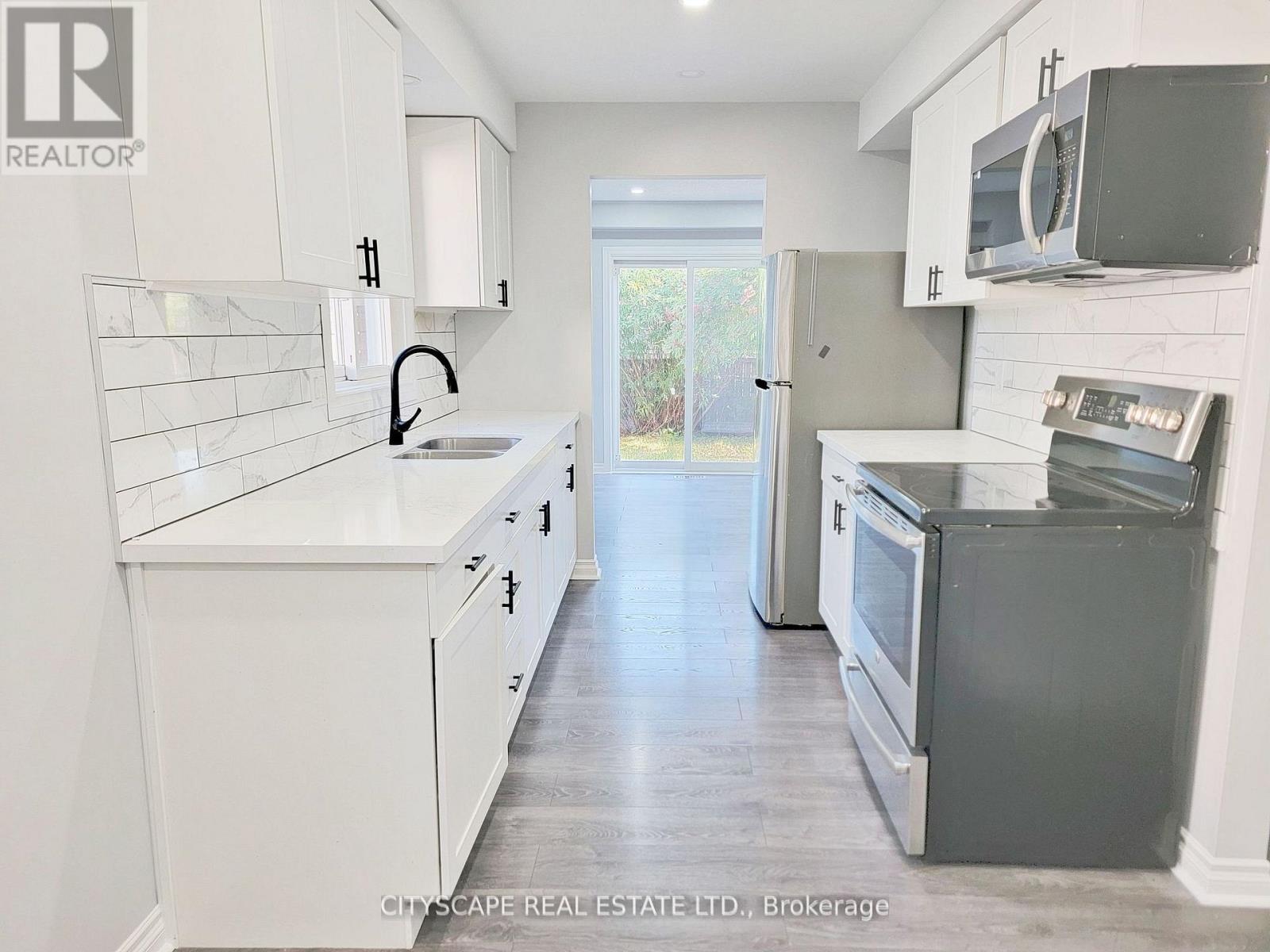 15 Hartsfield Drive, Clarington, Ontario  L1E 1M8 - Photo 9 - E12847944