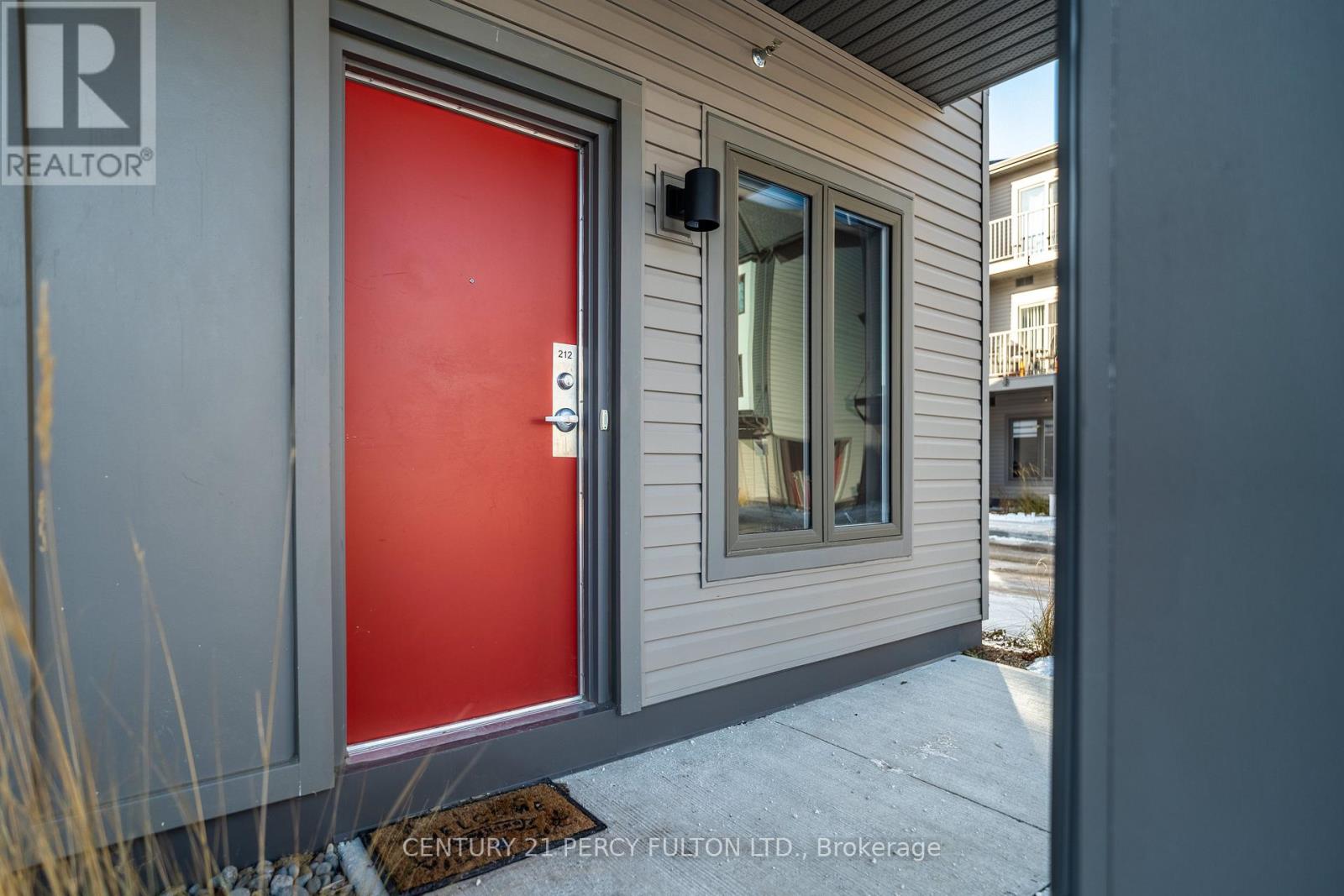 212 - 2635 William Jackson Drive, Pickering, Ontario  L1X 0L3 - Photo 3 - E12847956