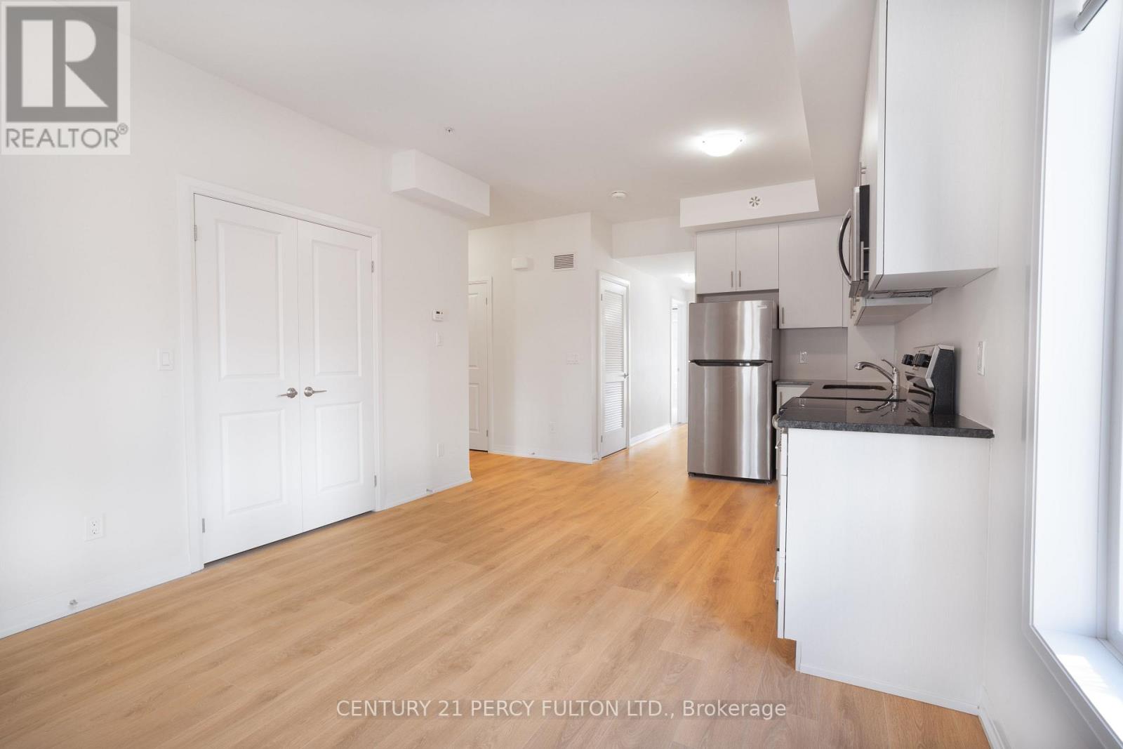 212 - 2635 William Jackson Drive, Pickering, Ontario  L1X 0L3 - Photo 6 - E12847956