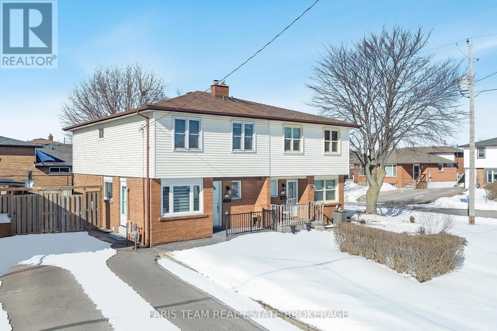 1358 Tremblay Street, Oshawa, Ontario  L1J 3X5 - Photo 3 - E12847970