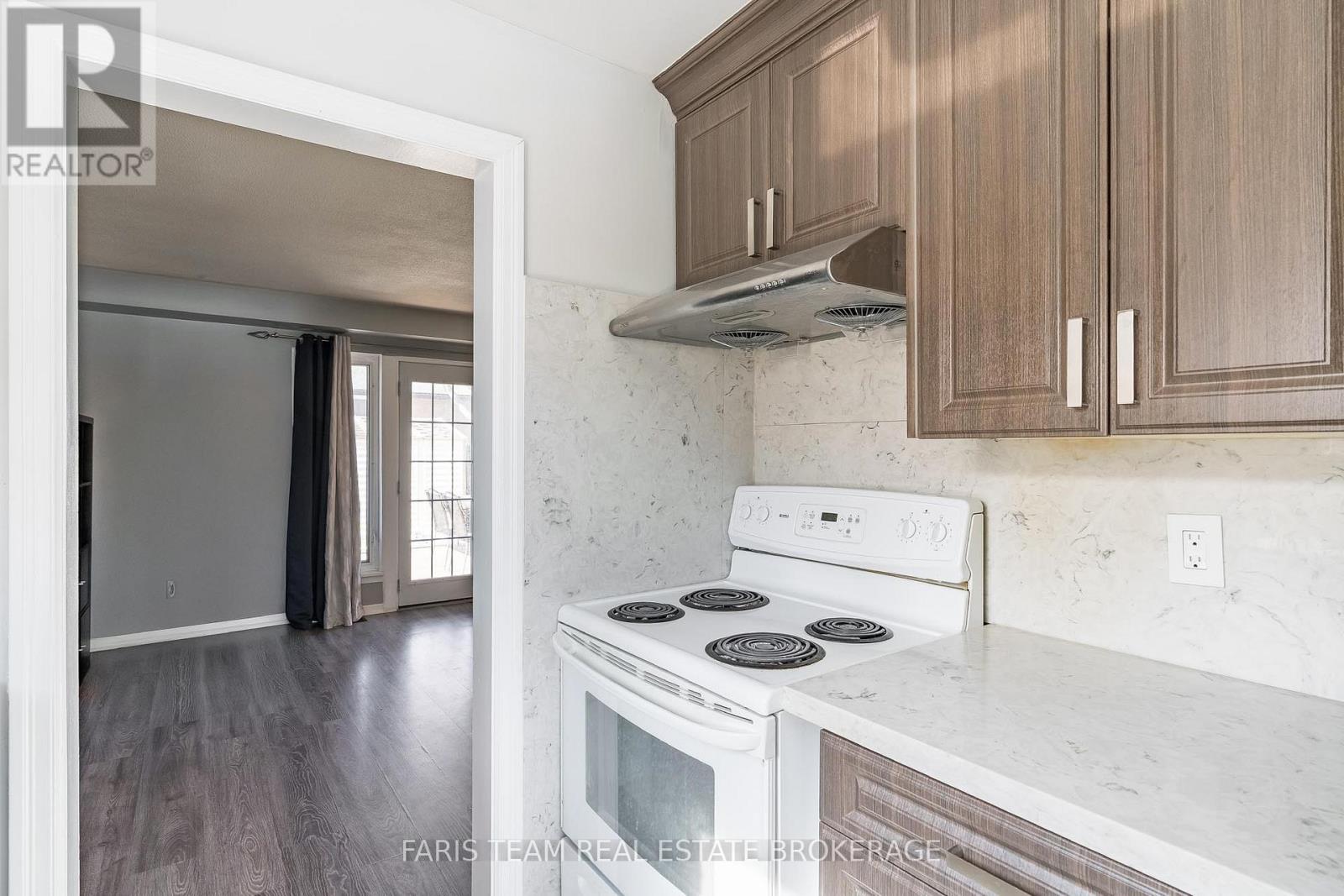 1358 Tremblay Street, Oshawa, Ontario  L1J 3X5 - Photo 7 - E12847970