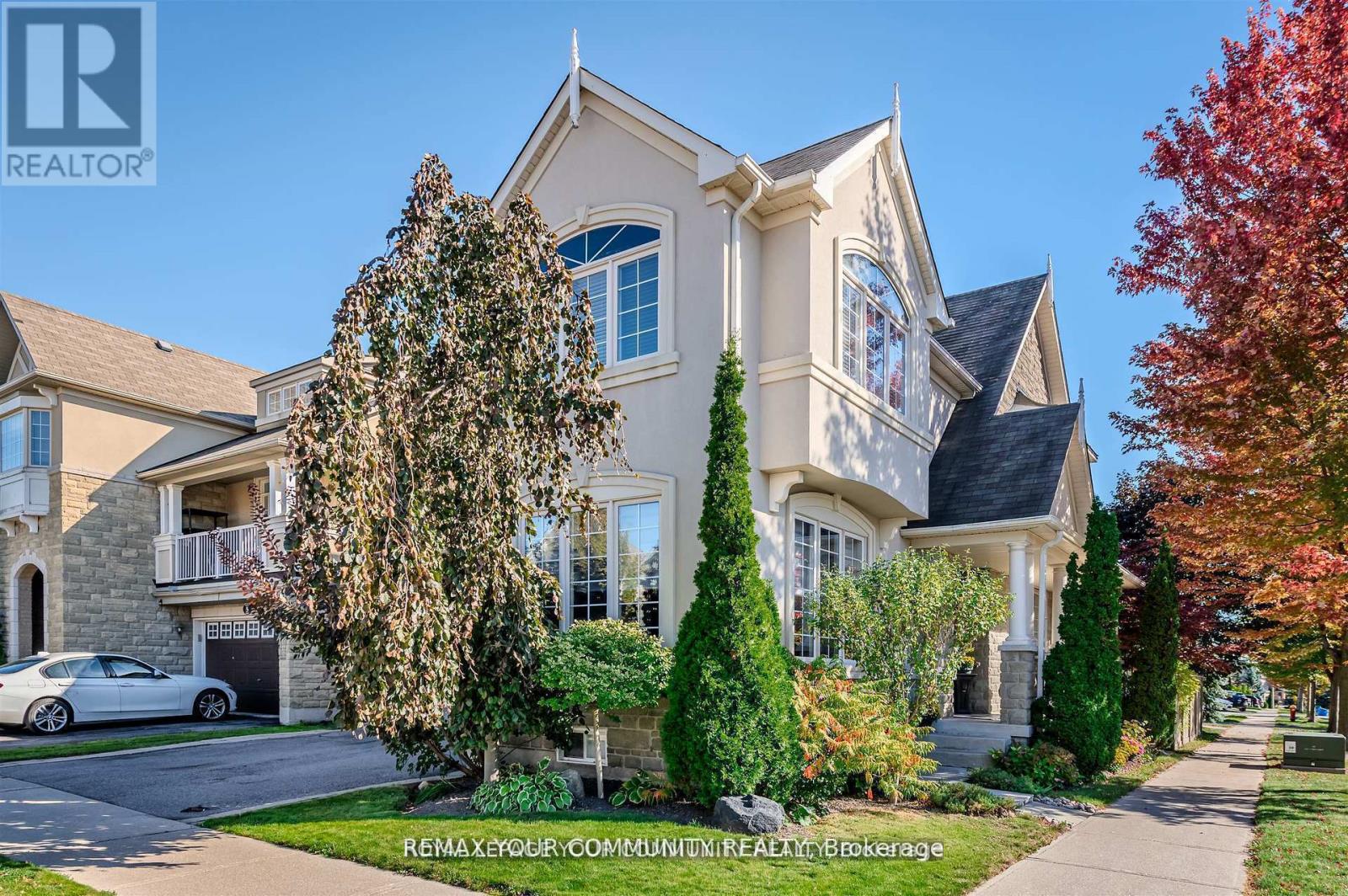 7 Sequin Drive, Richmond Hill, Ontario  L4E 0J3 - Photo 3 - N12847864