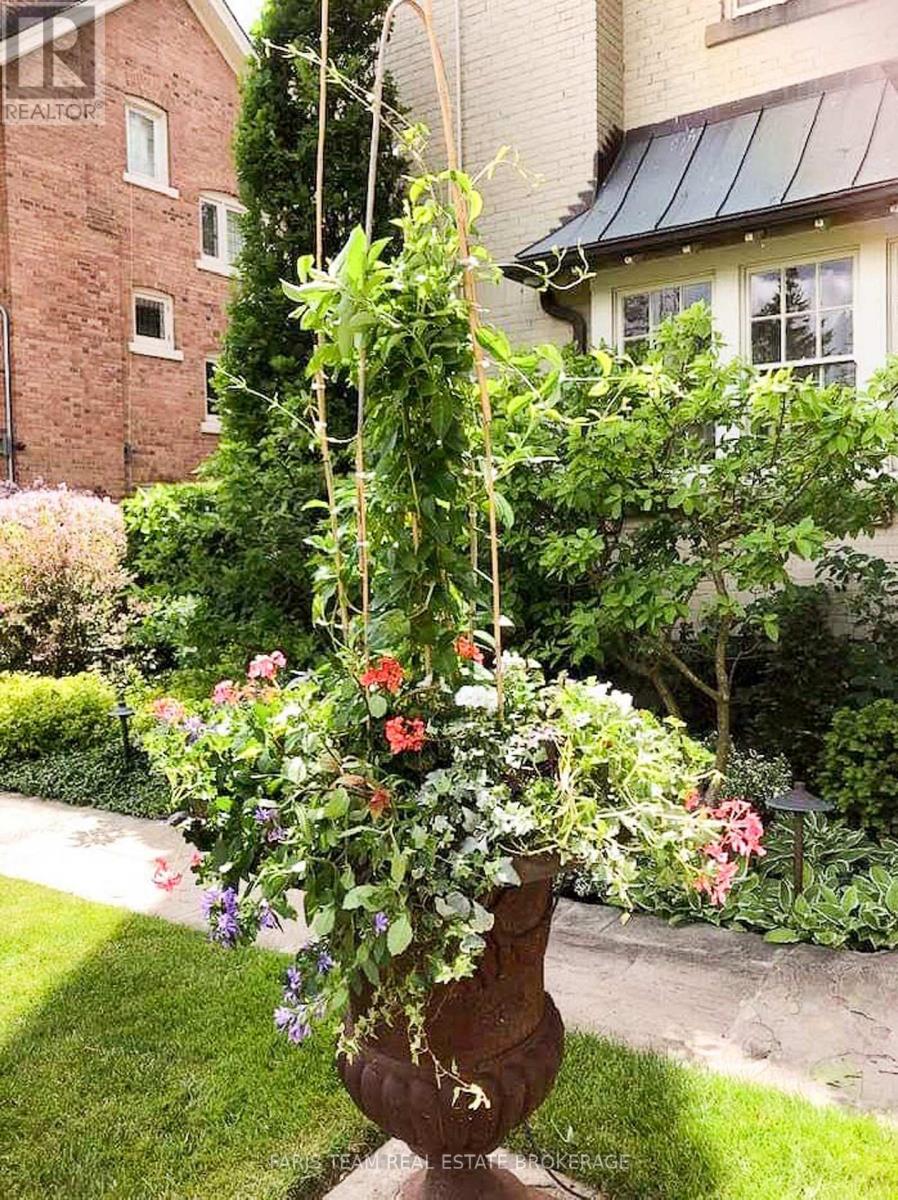 272 Tom Taylor Crescent, Newmarket, Ontario  L3X 3E8 - Photo 27 - N12847870