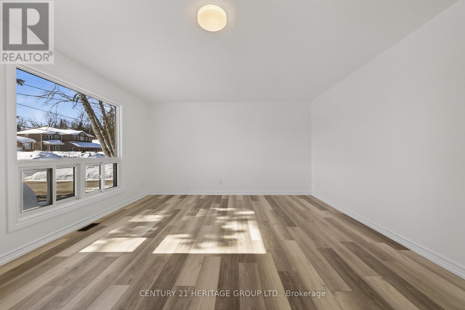 854 9th Line, Innisfil, Ontario  L9S 3Y8 - Photo 12 - N12847918