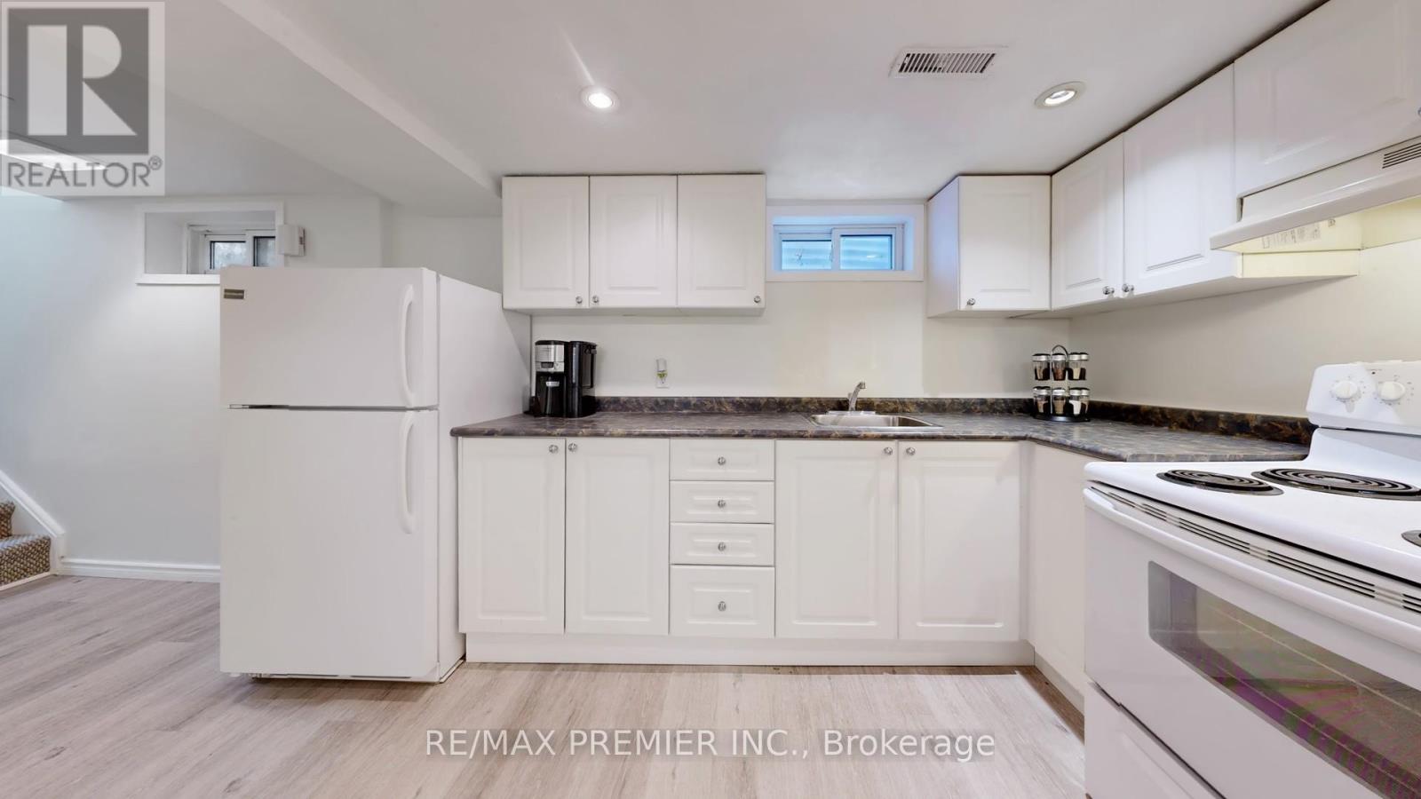 742 Beman Drive, Newmarket, Ontario  L3Y 4Z2 - Photo 42 - N12847942