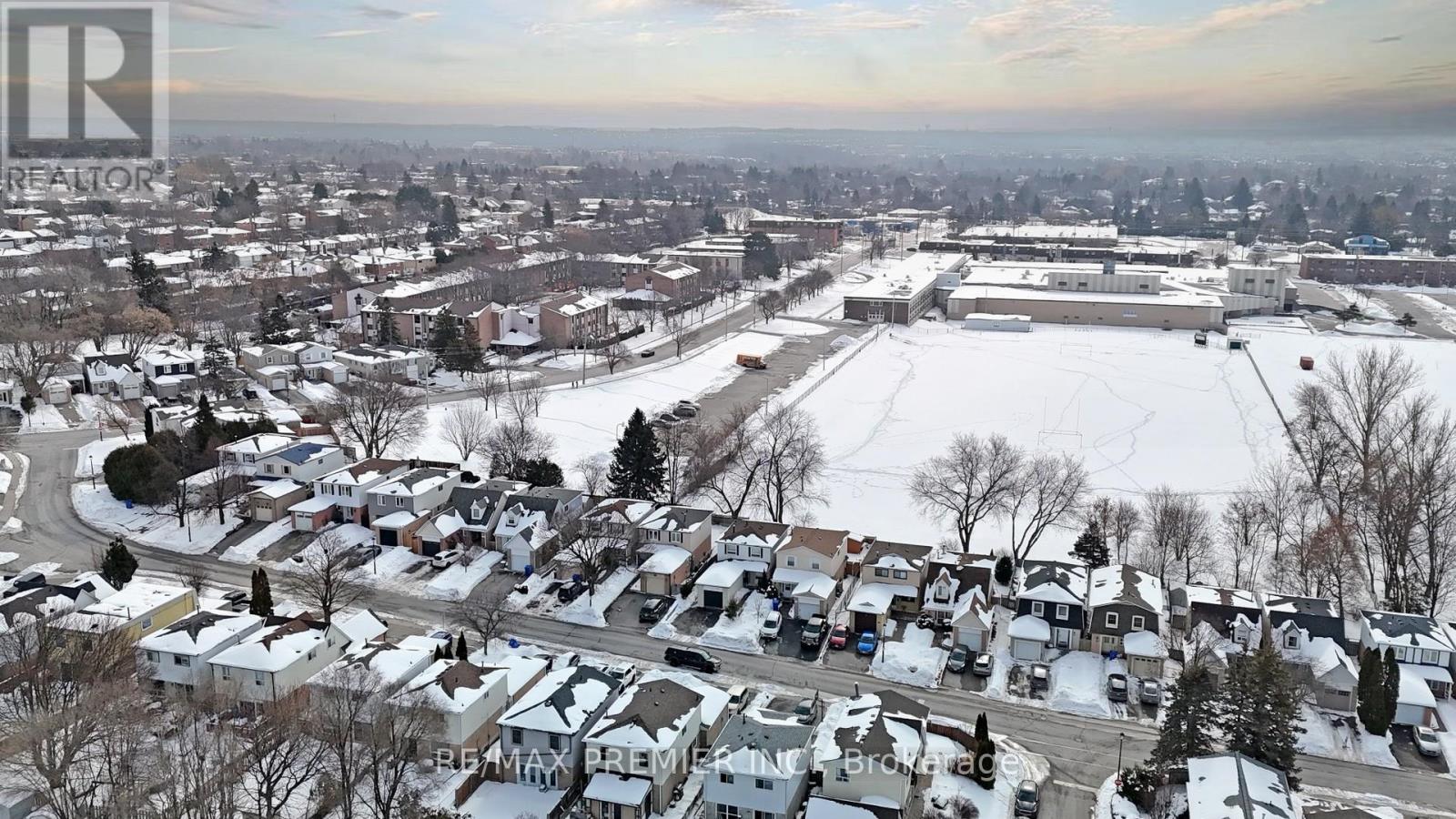 742 Beman Drive, Newmarket, Ontario  L3Y 4Z2 - Photo 49 - N12847942