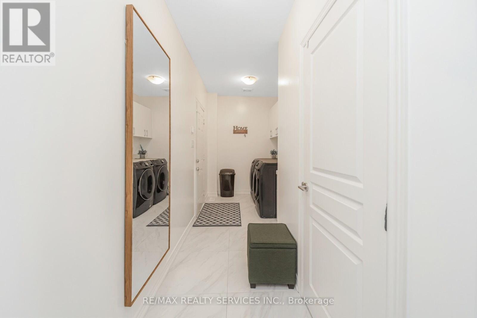 564 Mactier Drive, Vaughan, Ontario  L4H 4T9 - Photo 20 - N12847968