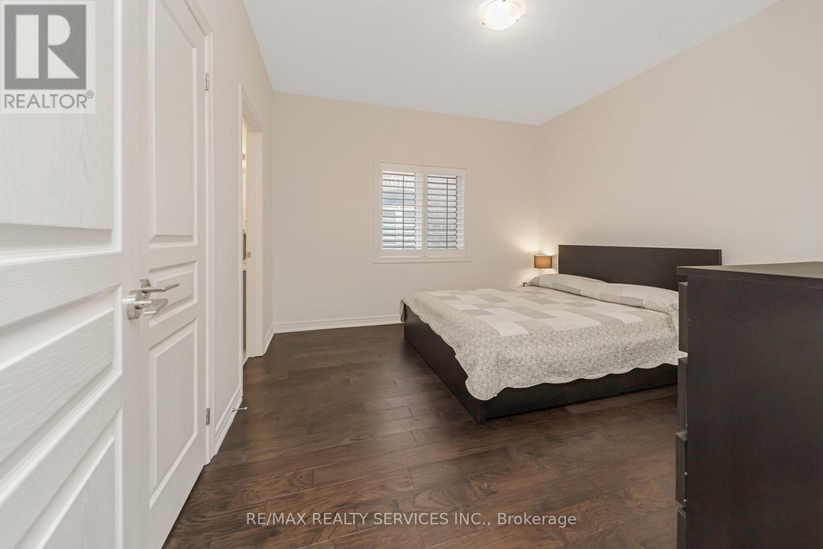 564 Mactier Drive, Vaughan, Ontario  L4H 4T9 - Photo 33 - N12847968