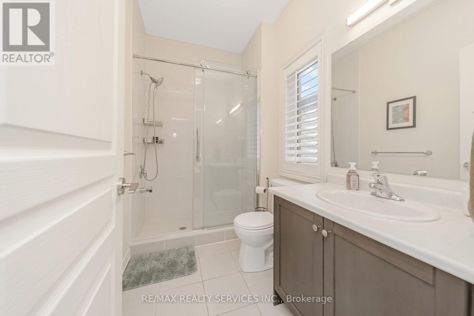 564 Mactier Drive, Vaughan, Ontario  L4H 4T9 - Photo 36 - N12847968