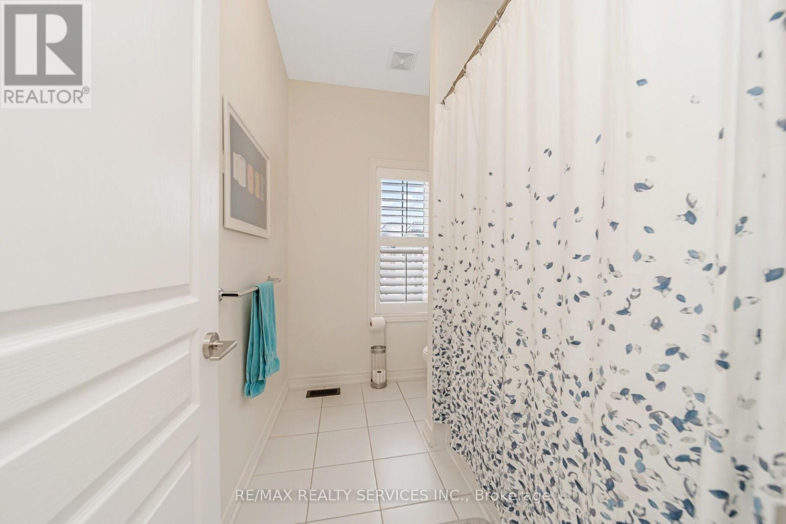 564 Mactier Drive, Vaughan, Ontario  L4H 4T9 - Photo 41 - N12847968