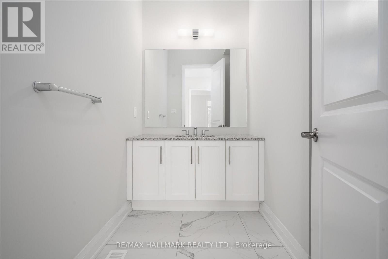 6 Dennis Reed Court, Aurora, Ontario  L4G 4A5 - Photo 24 - N12847996