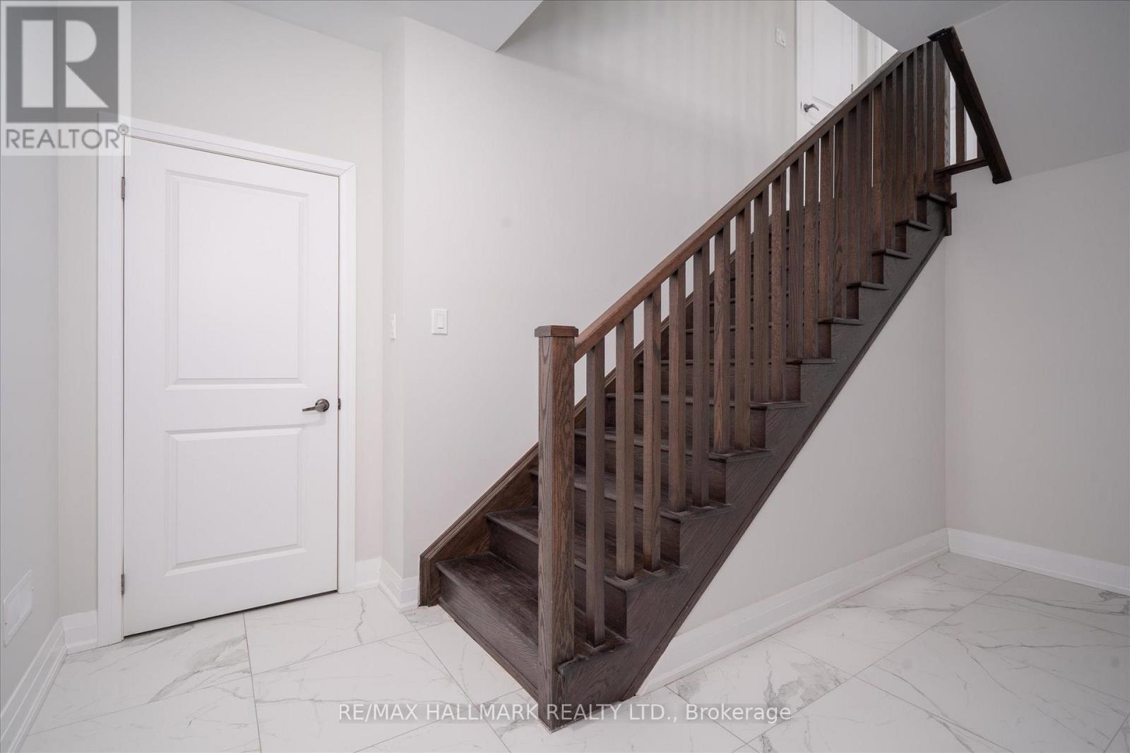 6 Dennis Reed Court, Aurora, Ontario  L4G 4A5 - Photo 46 - N12847996