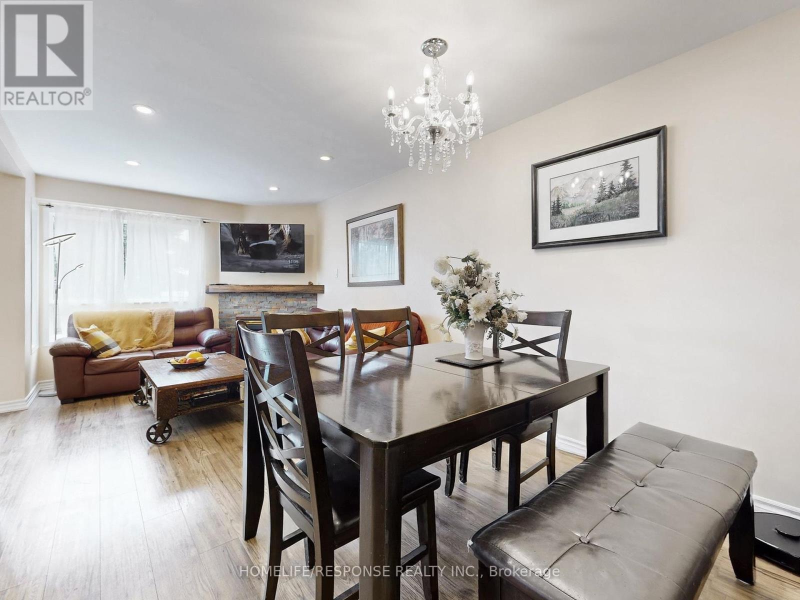 5134 Lampman Avenue, Burlington, Ontario  L7L 6L1 - Photo 7 - W12846550