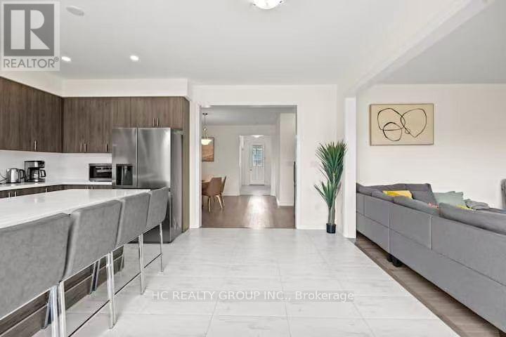 165 Rosanne Circle, Wasaga Beach, Ontario  L9Z 0N1 - Photo 12 - S12847788