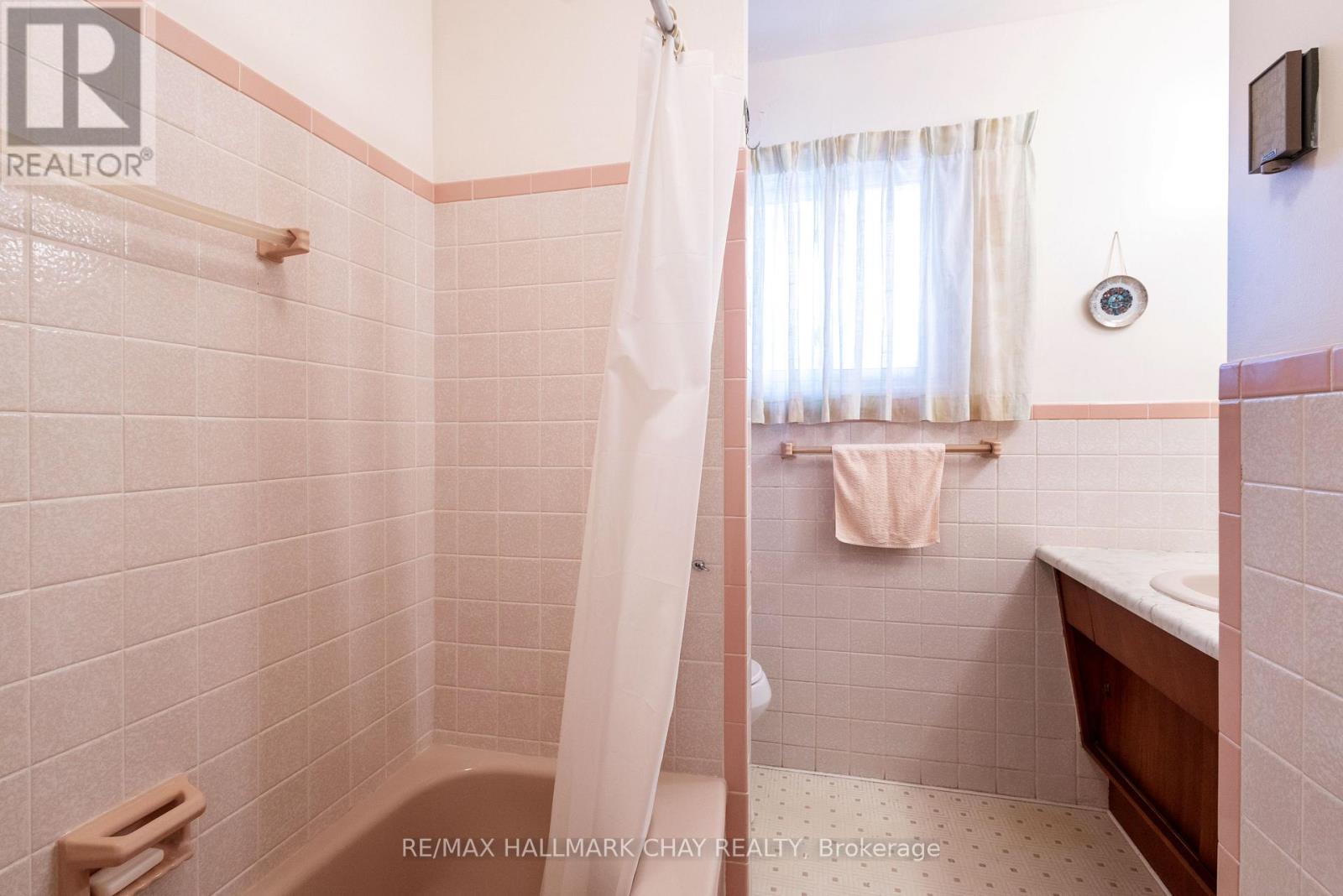 19 Steel Street, Barrie, Ontario  L4M 2E6 - Photo 15 - S12847820