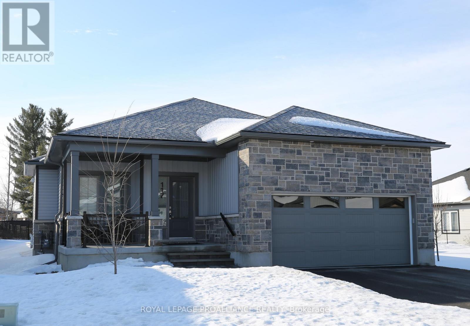 117 Adley Drive, Brockville, Ontario  K6V 7J2 - Photo 1 - X12847428