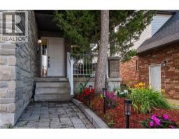 11 APPLE RIDGE Drive, kitchener, Ontario