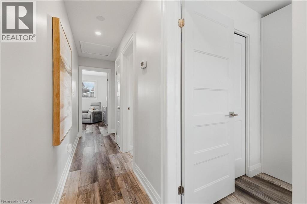 362 Roselawn Place, Waterloo, Ontario  N2L 5P1 - Photo 24 - 40809597