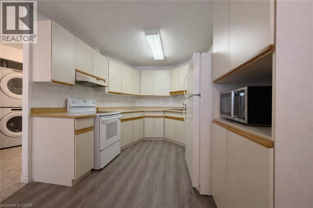 24 Marilyn Drive Unit# 101, Guelph, Ontario  N1H 8E9 - Photo 11 - 40809219