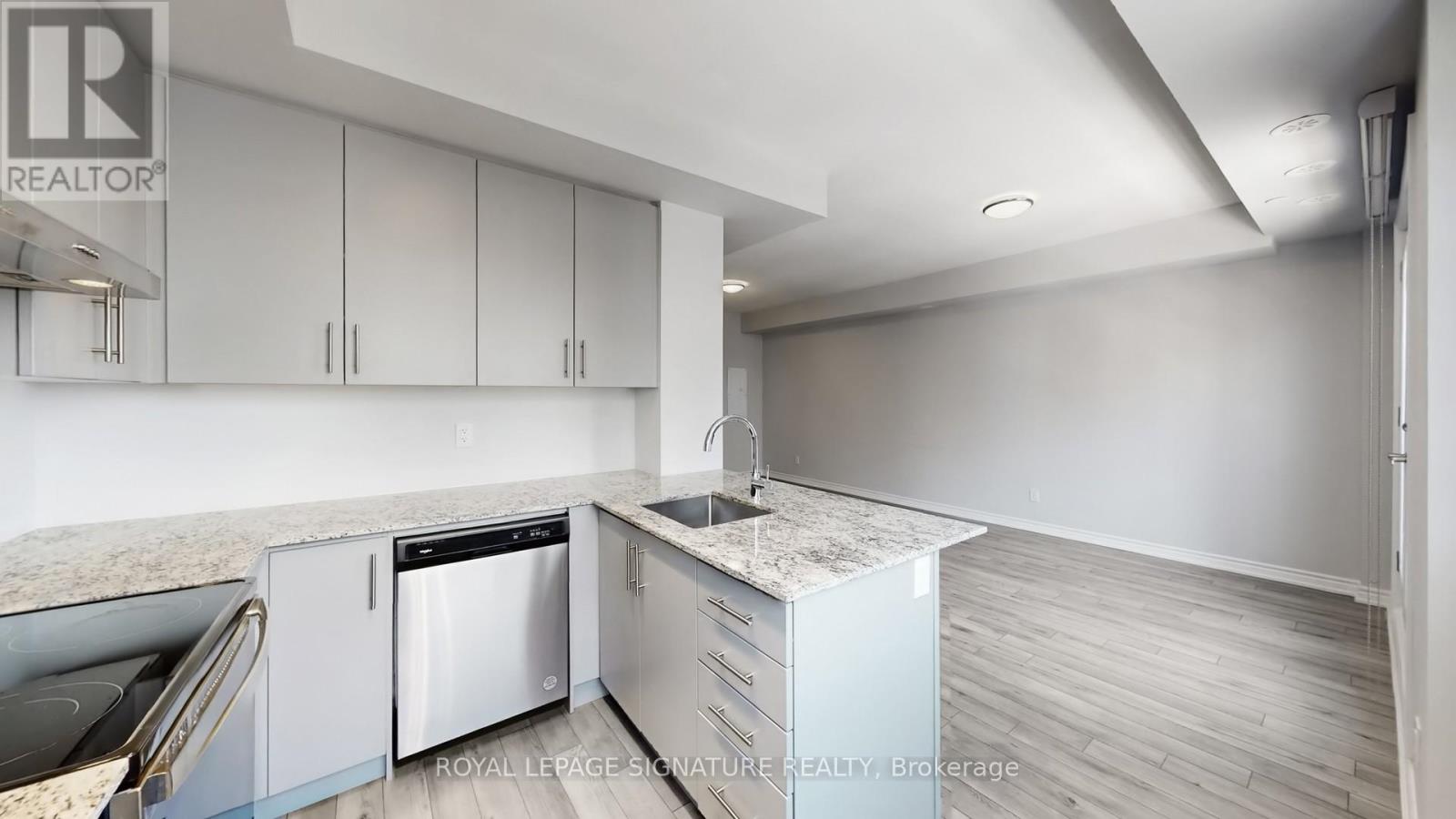 310 - 349 Wheat Boom Drive, Oakville, Ontario  L6H 7X5 - Photo 8 - W12847786