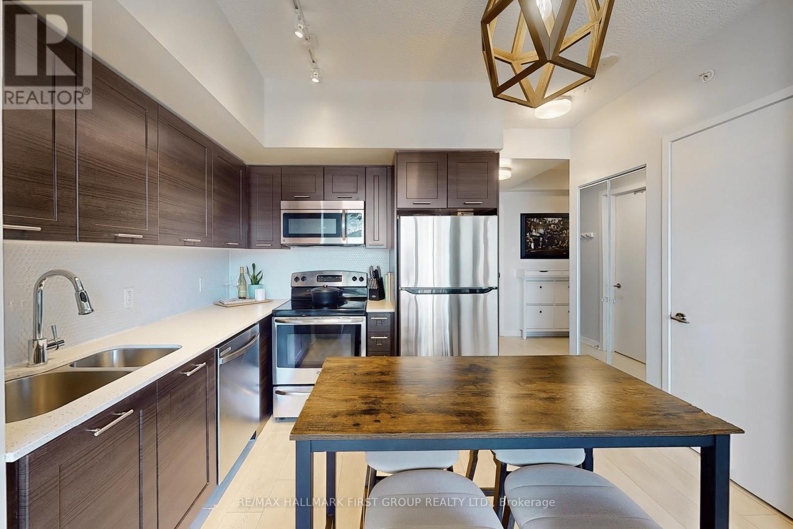 713 - 2212 Lakeshore Boulevard W, Toronto, Ontario  M8V 0C2 - Photo 11 - W12847810