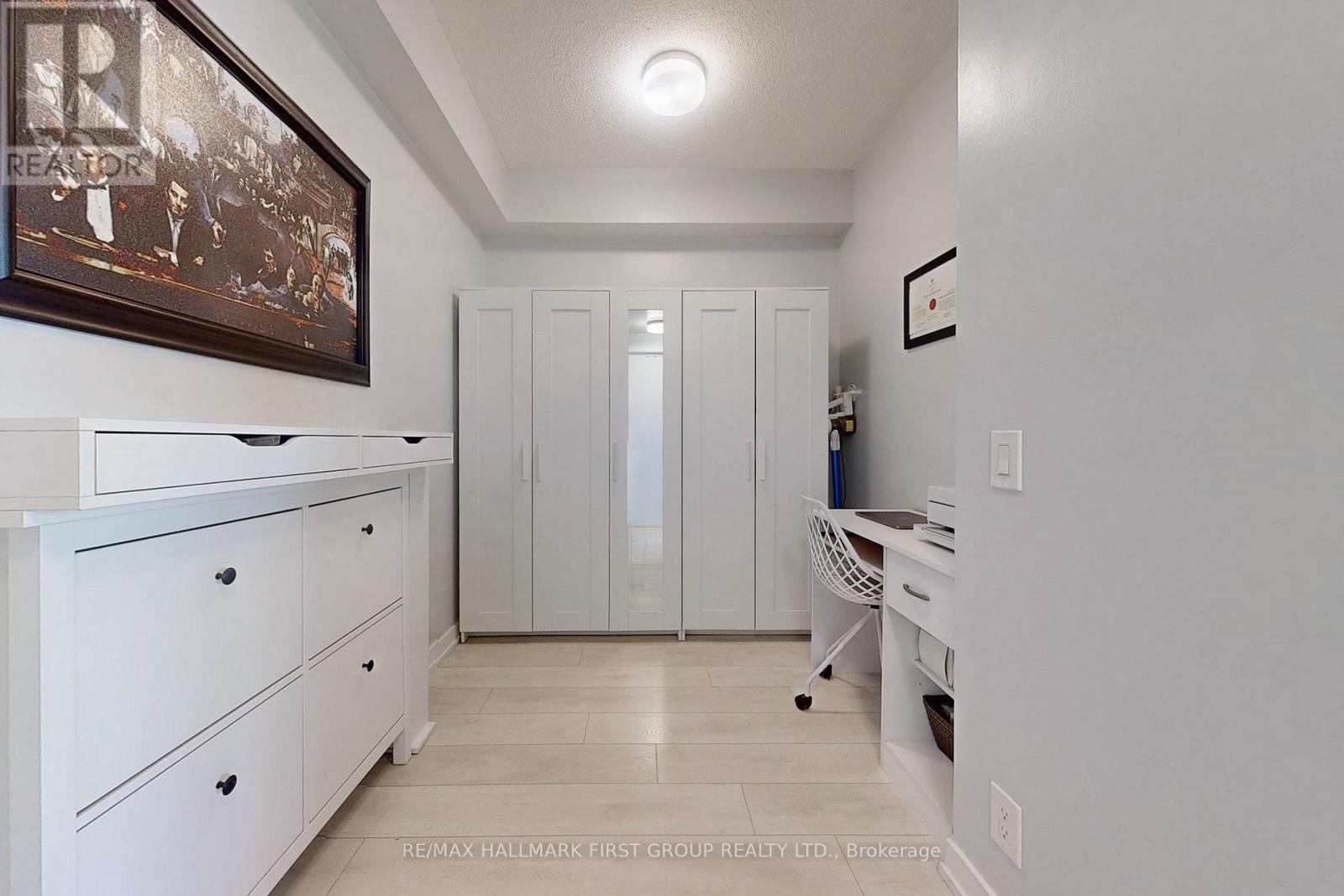 713 - 2212 Lakeshore Boulevard W, Toronto, Ontario  M8V 0C2 - Photo 8 - W12847810