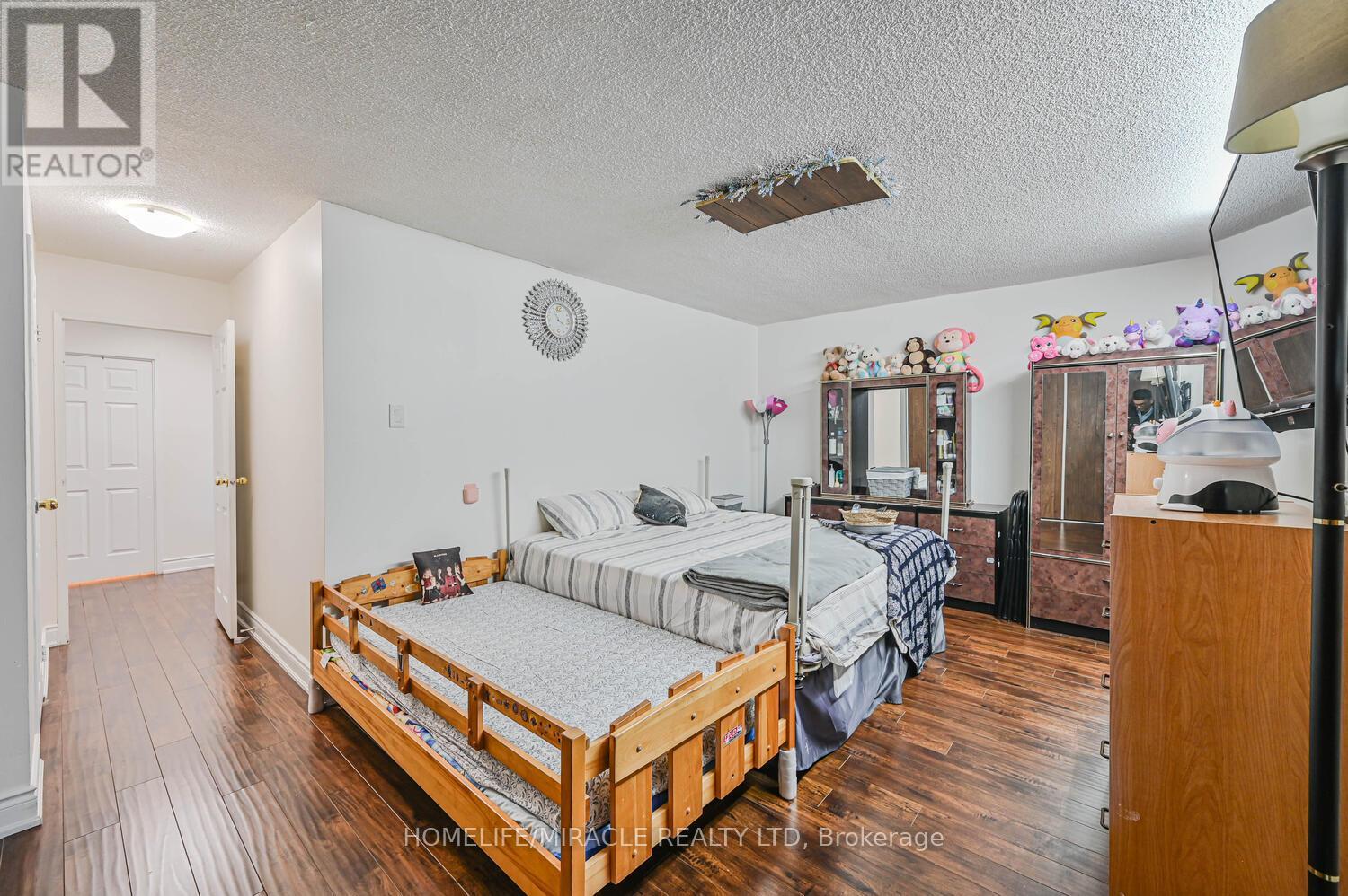 1802 - 4 Kings Cross Road, Brampton, Ontario  L6T 3X8 - Photo 25 - W12847854