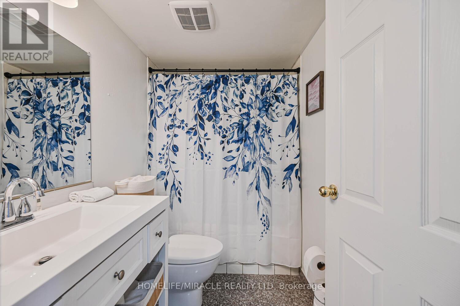 1802 - 4 Kings Cross Road, Brampton, Ontario  L6T 3X8 - Photo 37 - W12847854