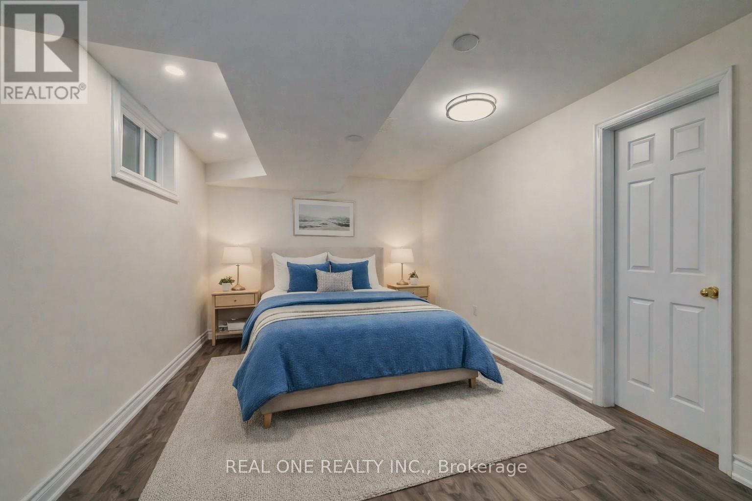 1585 Crombie Road, Mississauga, Ontario  L5J 4J1 - Photo 39 - W12847868