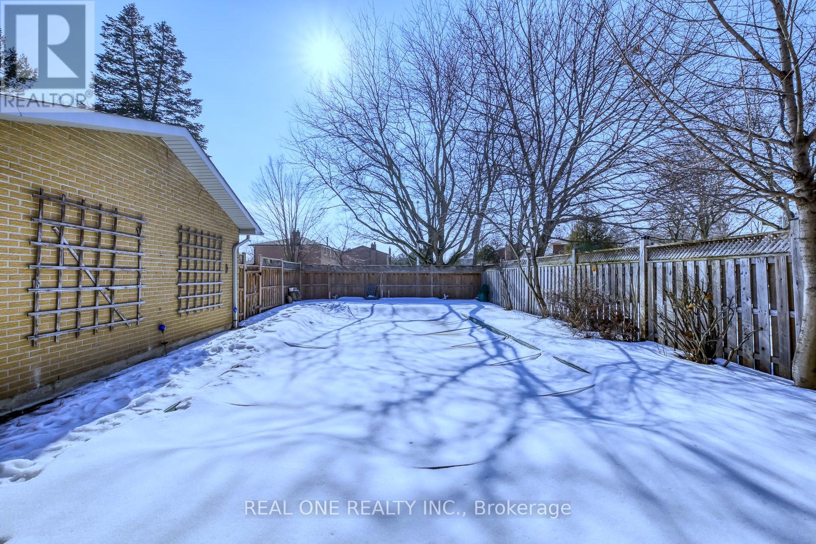 1585 Crombie Road, Mississauga, Ontario  L5J 4J1 - Photo 46 - W12847868