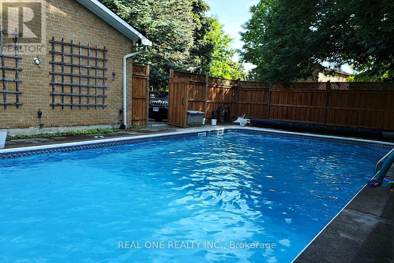 1585 Crombie Road, Mississauga, Ontario  L5J 4J1 - Photo 47 - W12847868