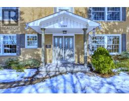 1585 CROMBIE ROAD, Mississauga, Ontario